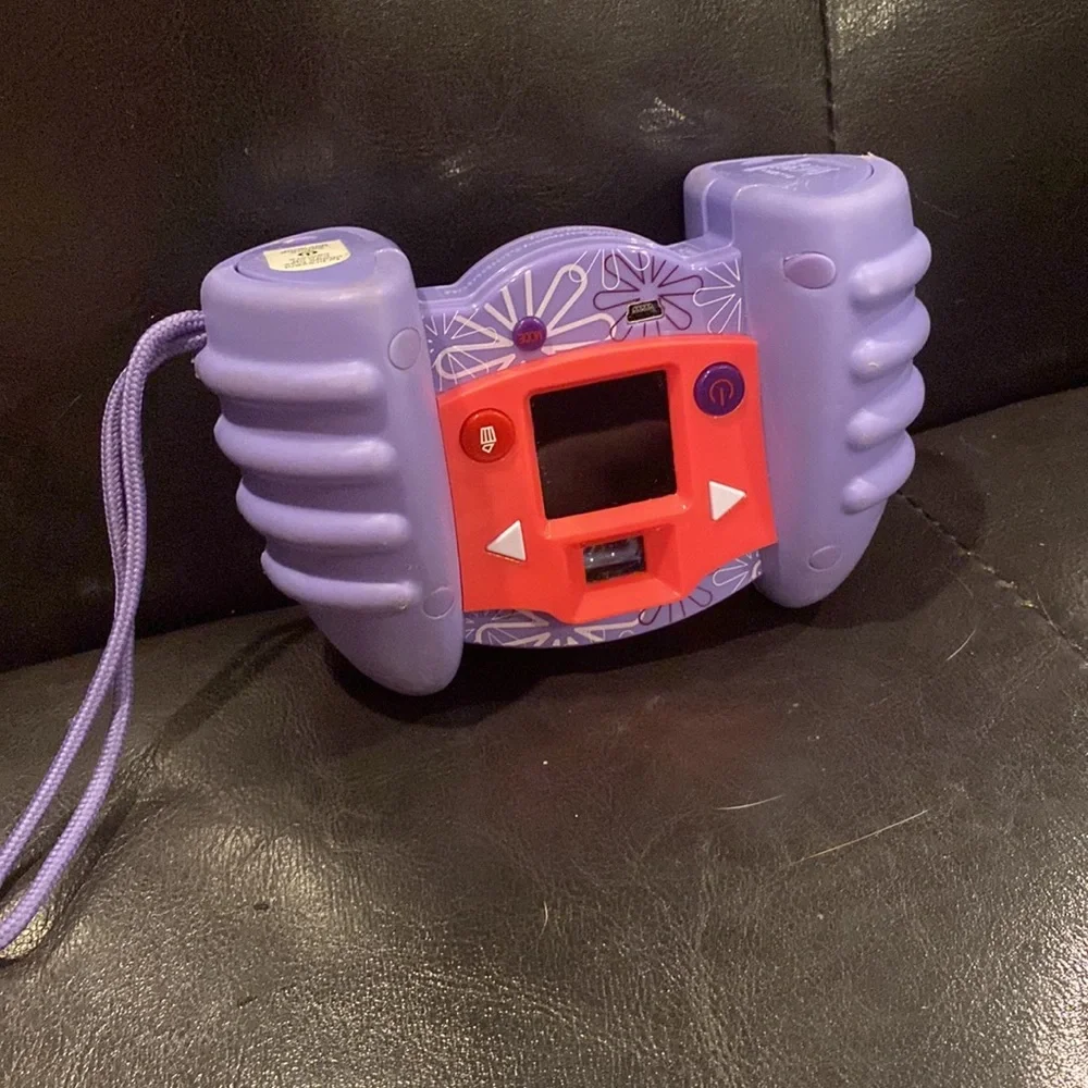 Discovery Battery-Powered Digital Pink and Purple Camera